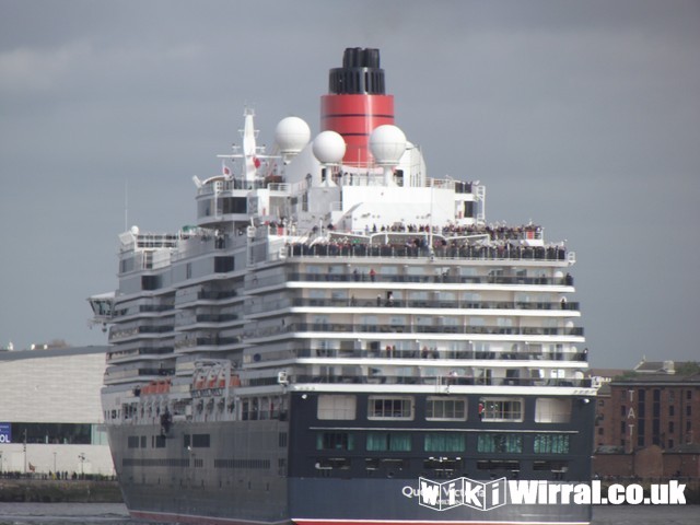 Attached picture Queen mary leaving 009 (Copy).JPG